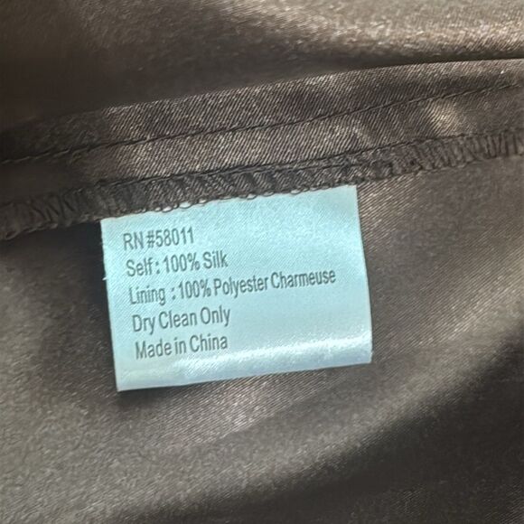 Kurt Thomas Silk Leopard Print Dress with Slit Sleeves Size 8 - Picture 9 of 9